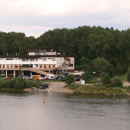 Hostel Boathouse Prag Exterior foto